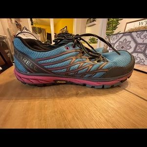 VGC Merrell All Terrain Trainers Sz 7